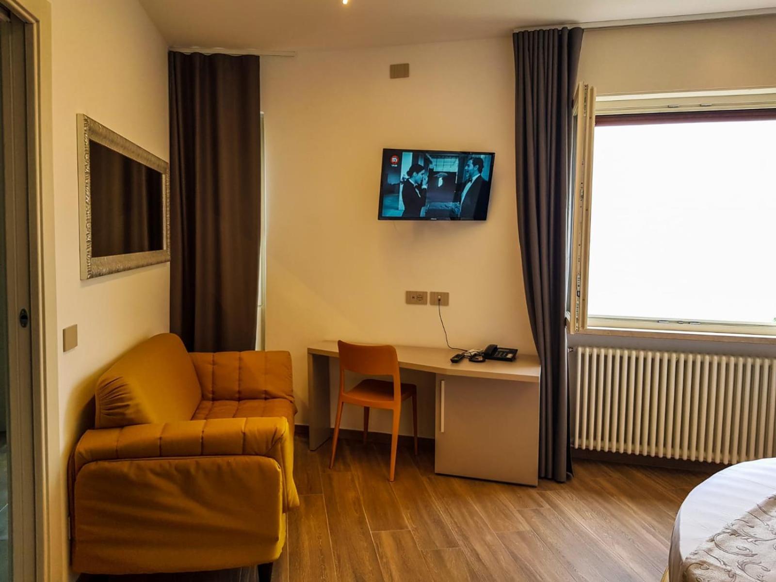 Hotel Pace Brenzone sul Garda Dış mekan fotoğraf
