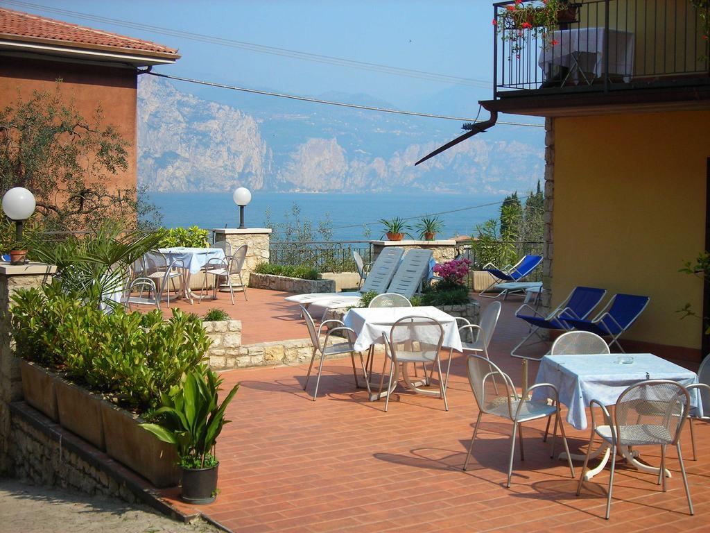 Hotel Pace Brenzone sul Garda Dış mekan fotoğraf